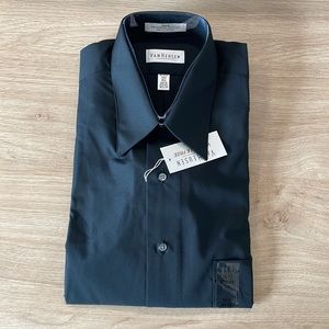 Van Heusen Men’s Black Dress Shirt